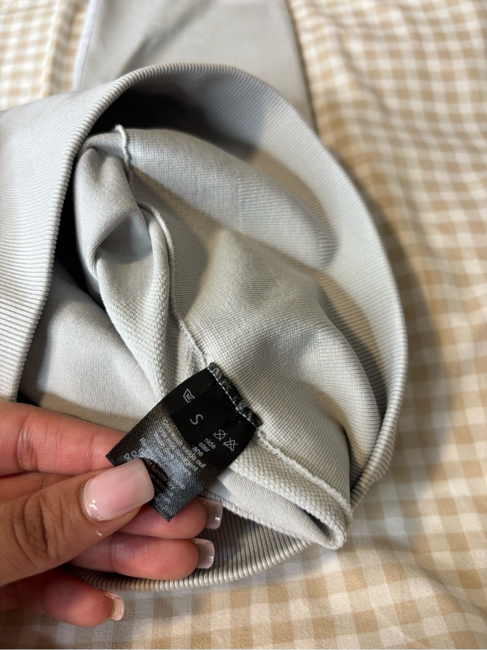 Alphalete Amplify Leggings in Silver Sky - Picture 6 of 7
